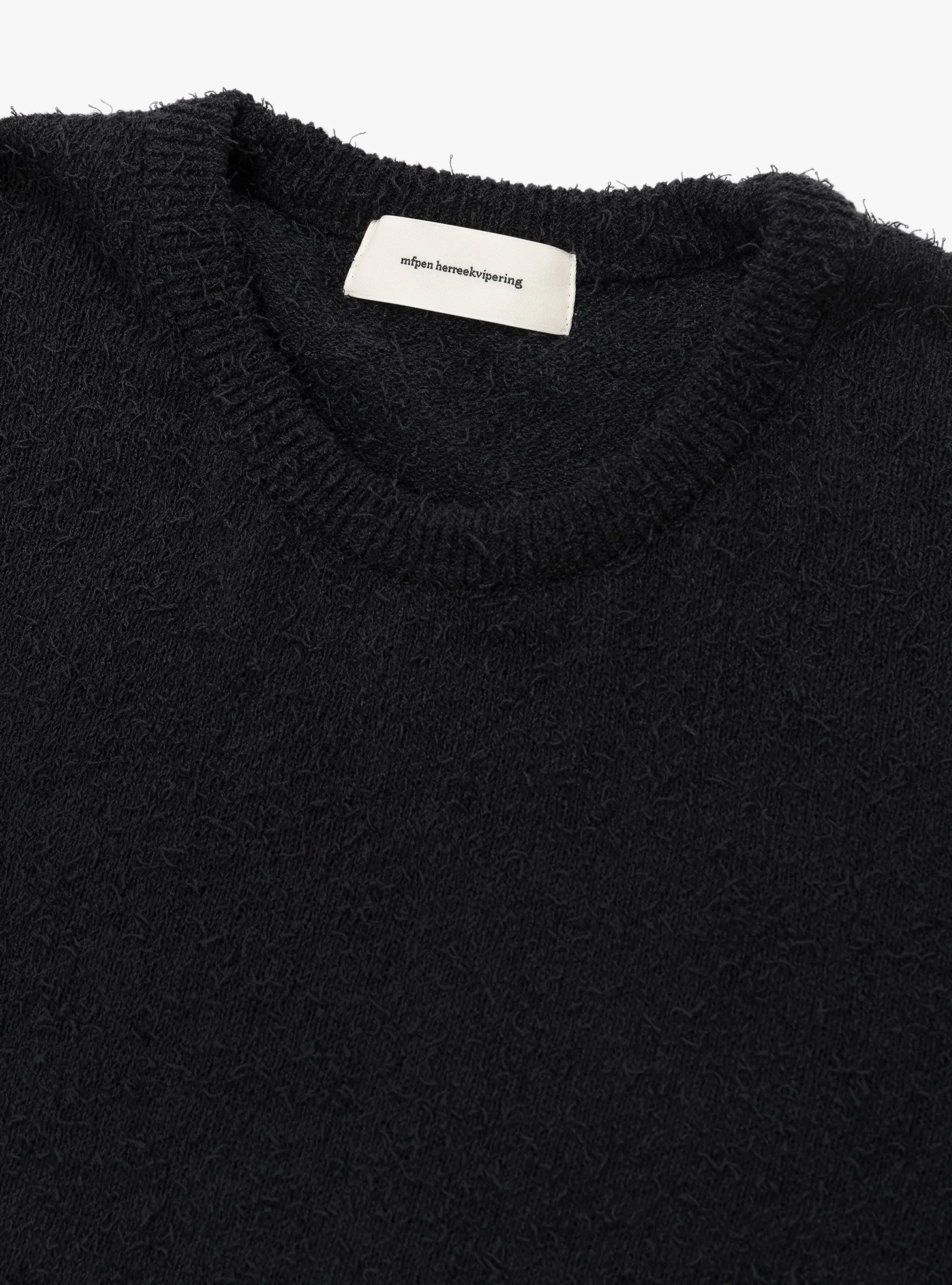 Phrase Knit Black Snug